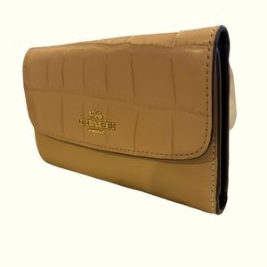 NWT Embossed Leather Exotic Medium Envelope wallet